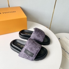 Louis Vuitton Slippers